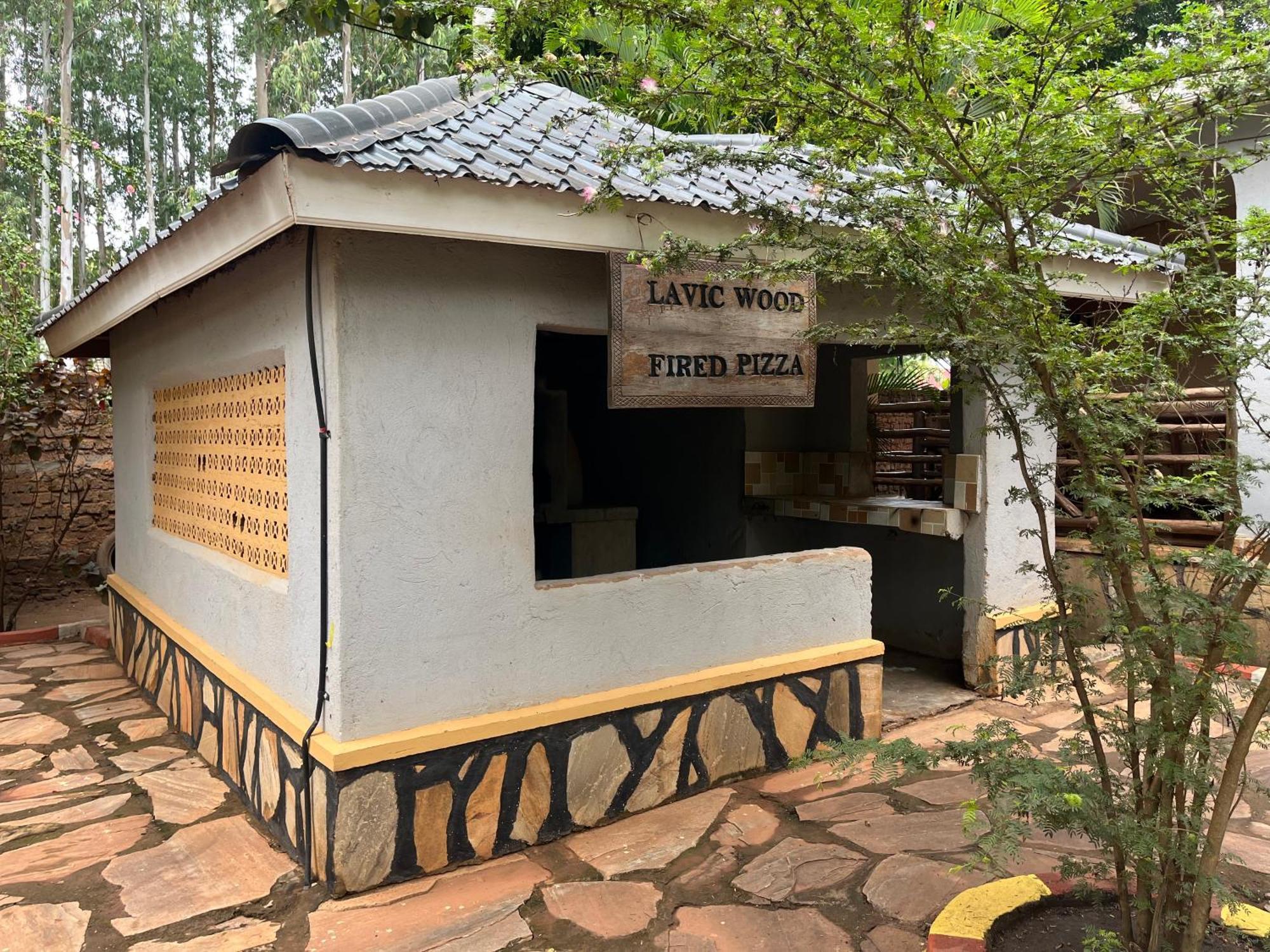 Lavic Country Resort Adjumani Exterior photo