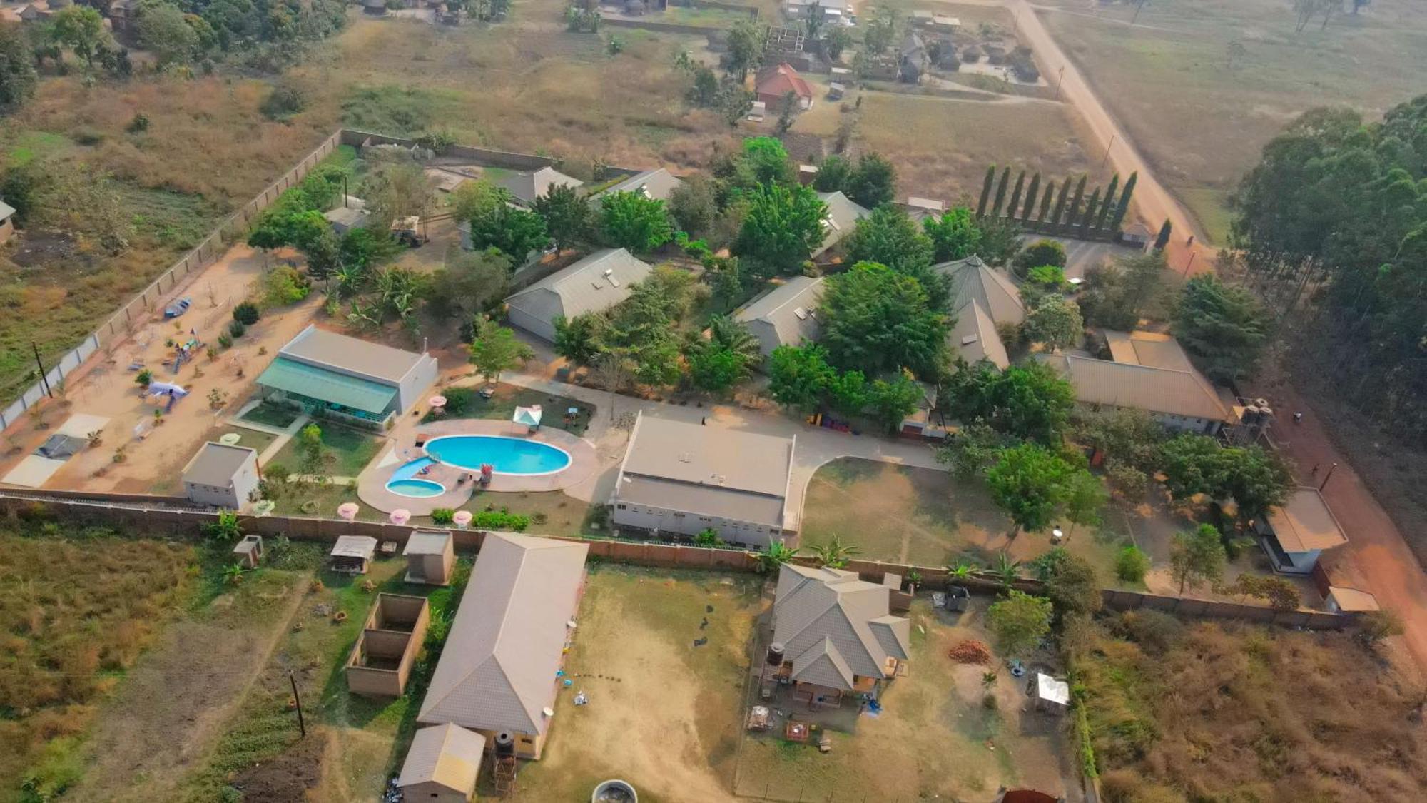 Lavic Country Resort Adjumani Exterior photo